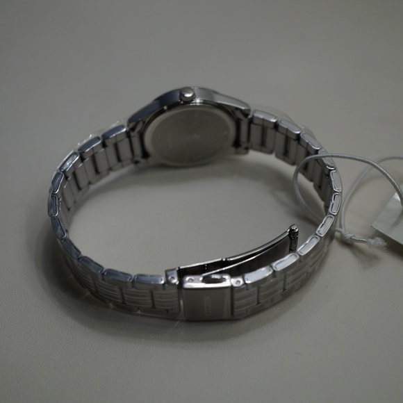 Citizen Quartz Watch, Model EU6000-57L main image 4